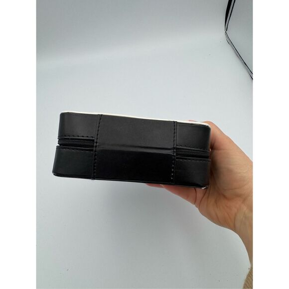 Brighton Christmas Dear Santa "I Have Been Goodish" Jewelry Box Travel Case - Picture 4 of 7